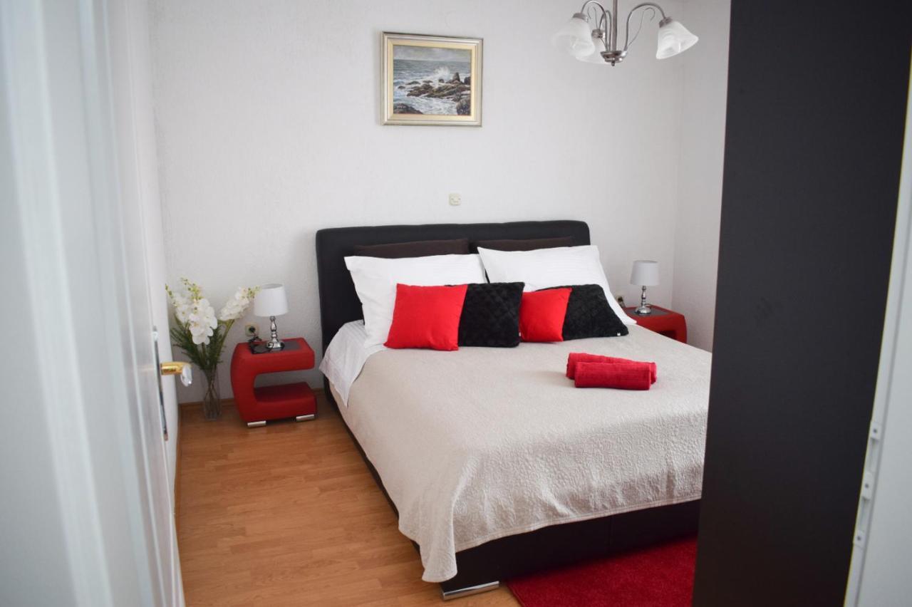 Azzuro Apartment Kastela Ngoại thất bức ảnh